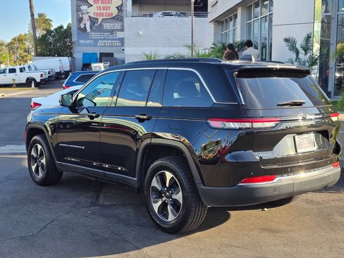 Used 2024 Jeep Grand Cherokee Limited 4xe AWD/4WD image 6