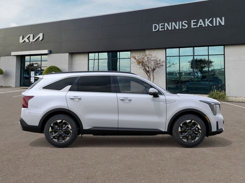 New 2026 Kia Sorento S image 7