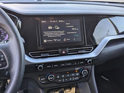 Used 2020 Kia Niro LX image 14