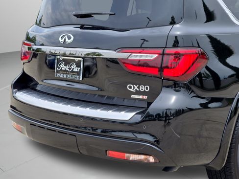 Used 2020 INFINITI QX80 Luxe w/ Edition 30 Package RWD image 41