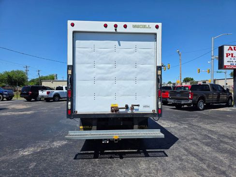 Used 2020 Chevrolet Express 3500 w/ Driver Convenience Package RWD image 29