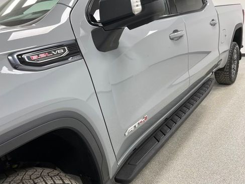 Used 2025 GMC Sierra 1500 AT4 image 11