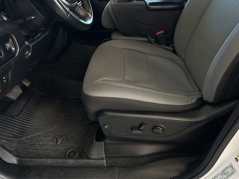 Used 2022 RAM 1500 Big Horn AWD/4WD image 12