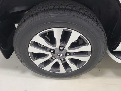 Certified 2019 Toyota Sequoia Limited AWD/4WD image 44