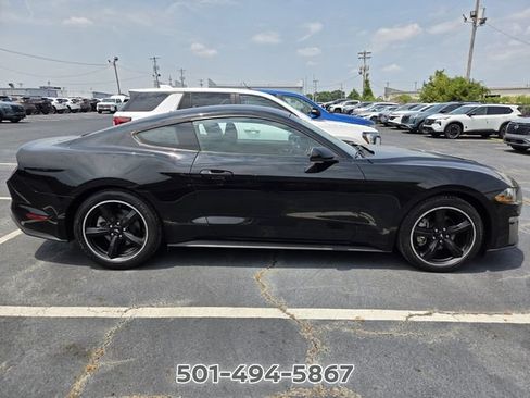 Used 2020 Ford Mustang Coupe RWD image 4