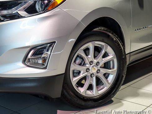 Used 2021 Chevrolet Equinox LS w/ LS Convenience Package FWD image 5