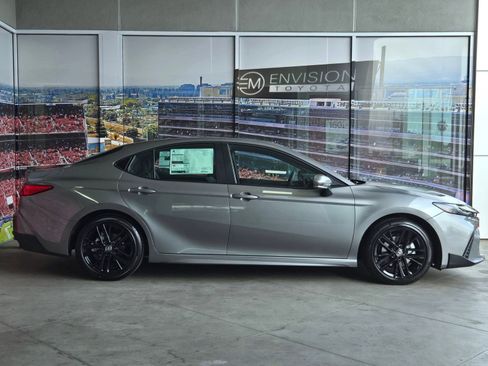 Certified 2026 Toyota Camry SE FWD image 4