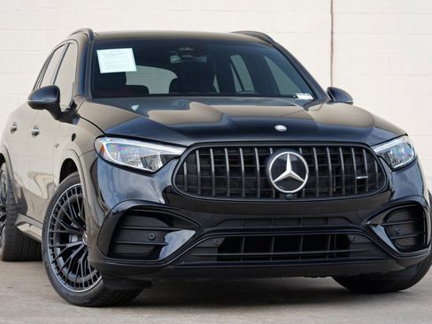 Used 2024 Mercedes-Benz GLC 43 AMG 4MATIC image 4