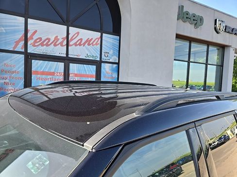 Used 2025 Ford Explorer ST-Line AWD/4WD image 19