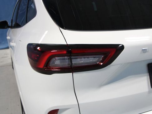 Used 2024 Ford Escape ST-Line Elite w/ Premium Technology Package AWD/4WD image 34