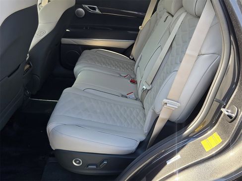 New 2026 Genesis GV80 3.5T e-SC image 7