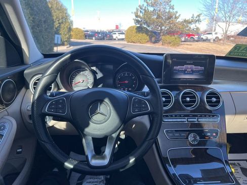 Used 2017 Mercedes-Benz C 300 4MATIC Sedan image 22