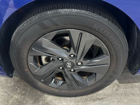 Used 2023 Hyundai Elantra SEL FWD image 10