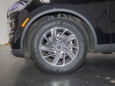 Used 2023 Lincoln Aviator 2WD image 6