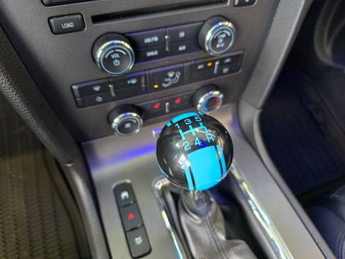 Used 2010 Ford Mustang GT RWD image 15