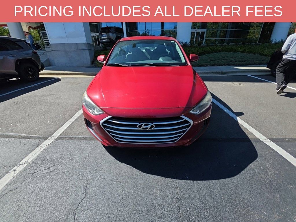 Used 2017 Hyundai Elantra SE FWD image 3
