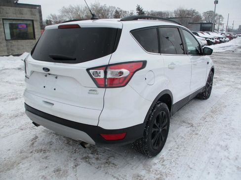 Used 2018 Ford Escape SEL image 5