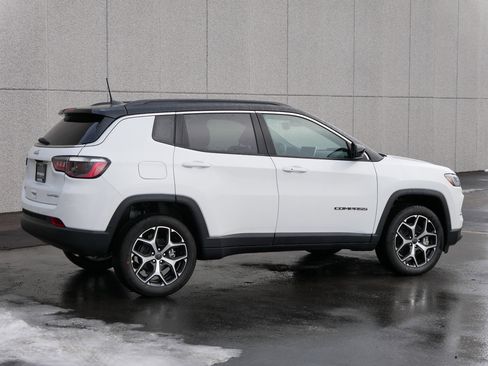 New 2026 Jeep Compass Limited image 2