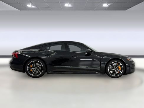 Used 2024 Audi RS e-tron GT w/ Carbon Performance Package AWD/4WD image 8