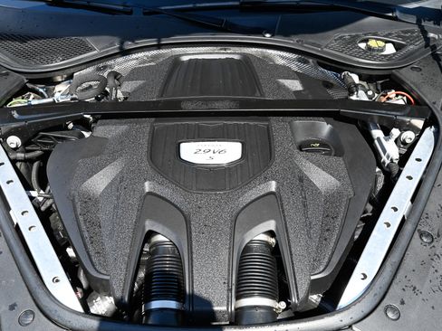 Used 2018 Porsche Panamera 4S AWD/4WD image 64