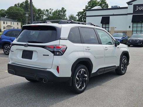 New 2026 Subaru Forester Touring AWD/4WD image 3