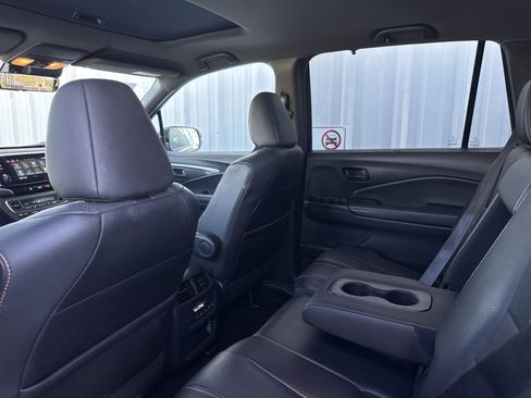 Used 2022 Honda Pilot TrailSport image 24