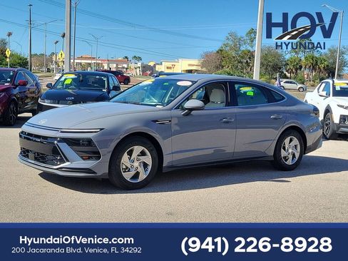 Certified 2025 Hyundai Sonata SE image 12