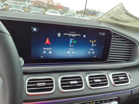 Used 2025 Mercedes-Benz GLE 350 4MATIC image 19