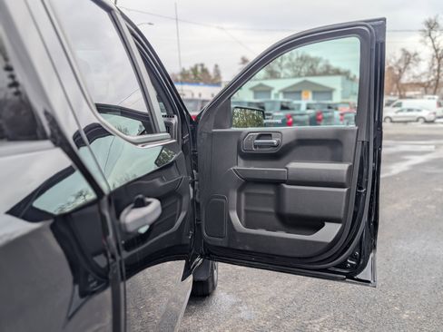 Used 2023 Chevrolet Silverado 1500 Custom image 39