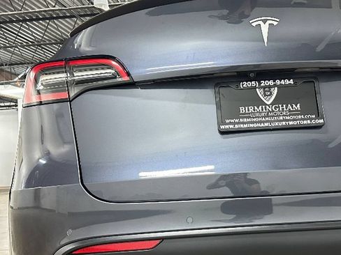Used 2022 Tesla Model Y Performance AWD/4WD image 15