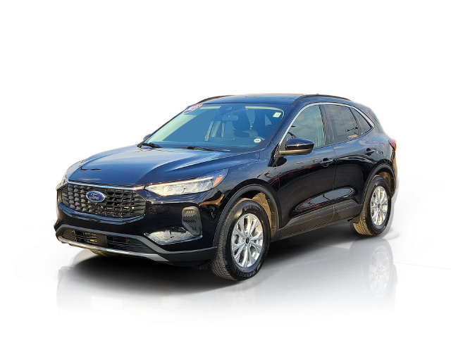 Certified 2023 Ford Escape Active w/ Tech Pack #2 AWD/4WD image 3