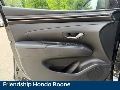 Used 2022 Hyundai Tucson SEL w/ Cargo Package AWD/4WD image 13