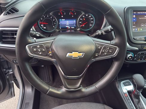 Certified 2024 Chevrolet Equinox LT AWD/4WD image 16