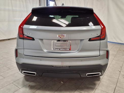 Used 2024 Cadillac XT4 Premium Luxury w/ Active Safety Package image 8