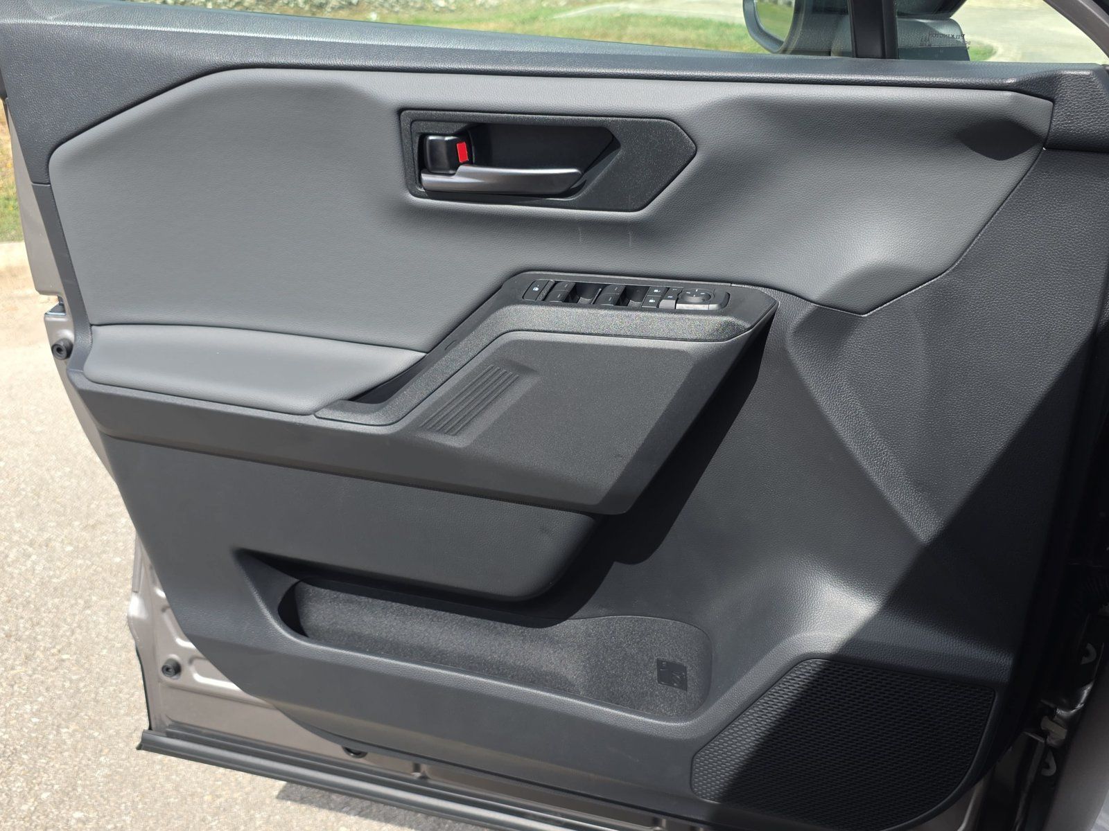 New 2026 Toyota RAV4 SE w/ Convenience Package FWD image 23