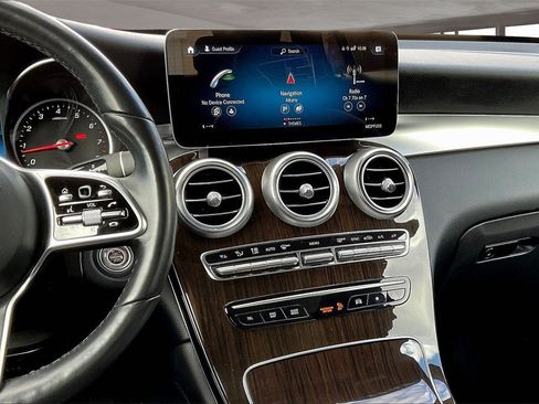 Used 2021 Mercedes-Benz GLC 300 GLC 300 image 9