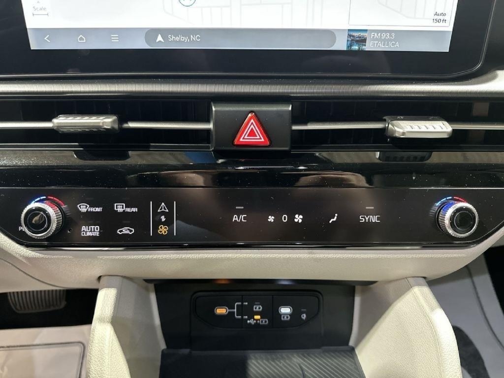 New 2026 Kia Sportage SX FWD image 17