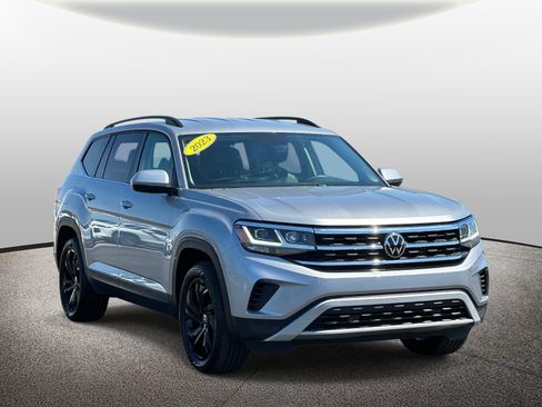 Used 2023 Volkswagen Atlas SE w/ Black Wheel Package AWD/4WD image 6