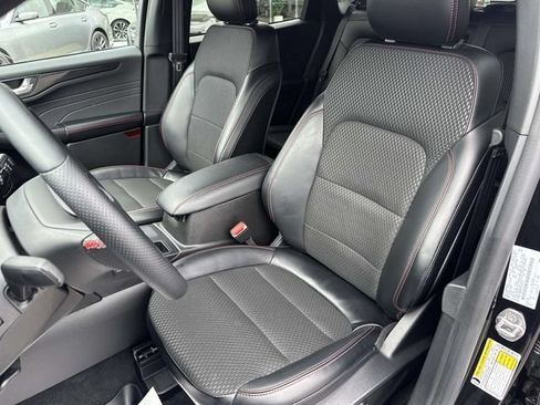 Used 2024 Ford Escape ST-Line w/ Tech Pack #1 AWD/4WD image 47