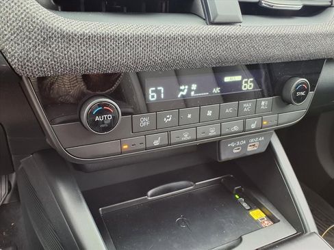 New 2026 Subaru Outback Limited image 9