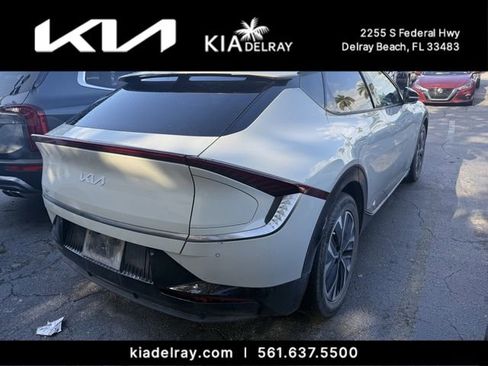 Used 2022 Kia EV6 Wind image 3