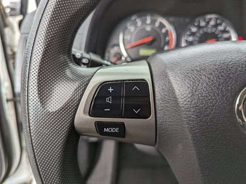 Used 2012 Toyota Corolla S image 15
