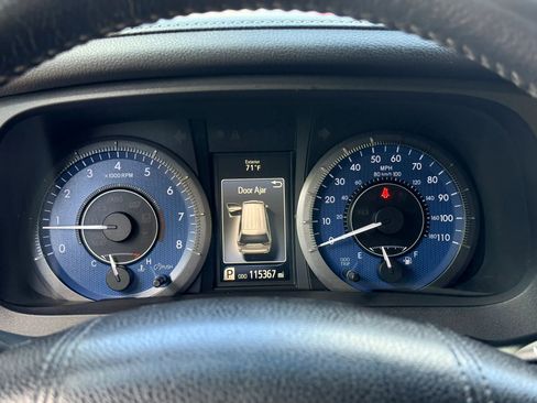 Used 2015 Toyota Sienna XLE Premium image 29