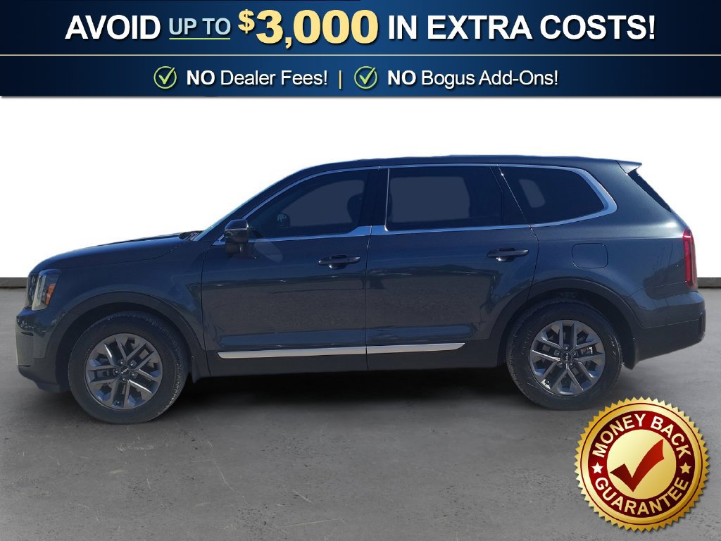 Used 2024 Kia Telluride LX FWD image 2