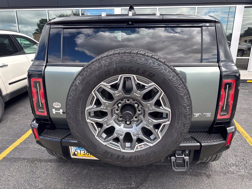 Used 2024 GMC Hummer EV 3X AWD/4WD image 5