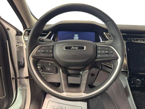 Used 2023 Jeep Grand Cherokee 4WD 4xe w/ Luxury Tech Group II image 15