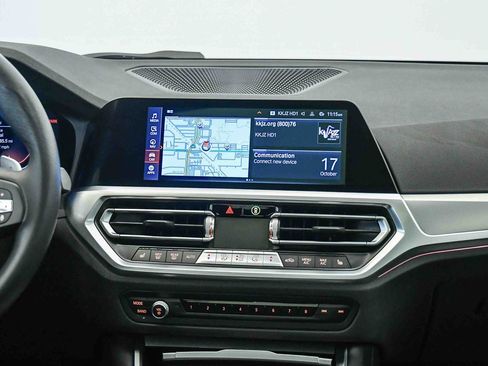 Used 2022 BMW 330i Sedan w/ Driving Assistance Package image 14