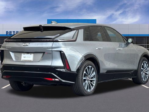 Used 2024 Cadillac Lyriq Sport AWD/4WD image 4