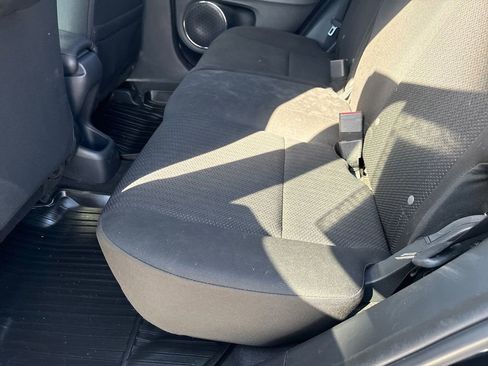 Used 2018 Honda HR-V EX image 30
