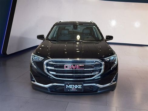 Used 2018 GMC Terrain SLT w/ Preferred Package image 2